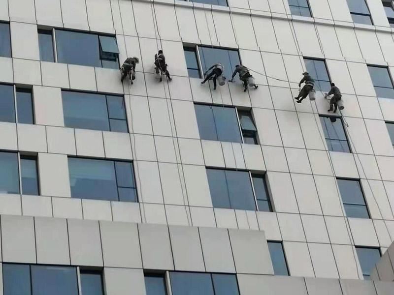 外墙清洗，高空外墙清洗公司，附近专业高空外墙清洗