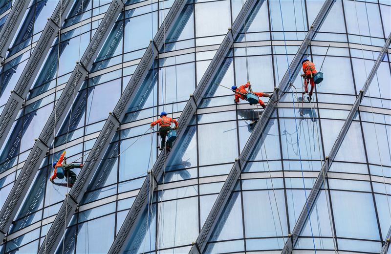 开荒保洁，外墙清洗，玻璃清洁，室内保洁